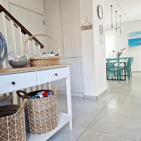 Holidays To Remember-sea Lovers Plazhi San Pietro
