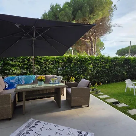 Holidays To Remember-sea Lovers Plazhi San Pietro